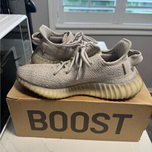 Adidas Yeezy 350 V2 - Sesame
